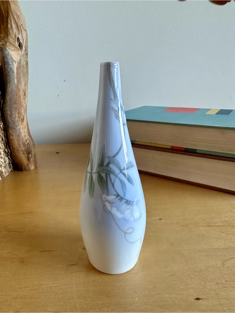 Vintage Retired 1962 Royal Copenhagen Denmark Porcelain Bud Vase Style 1305/204